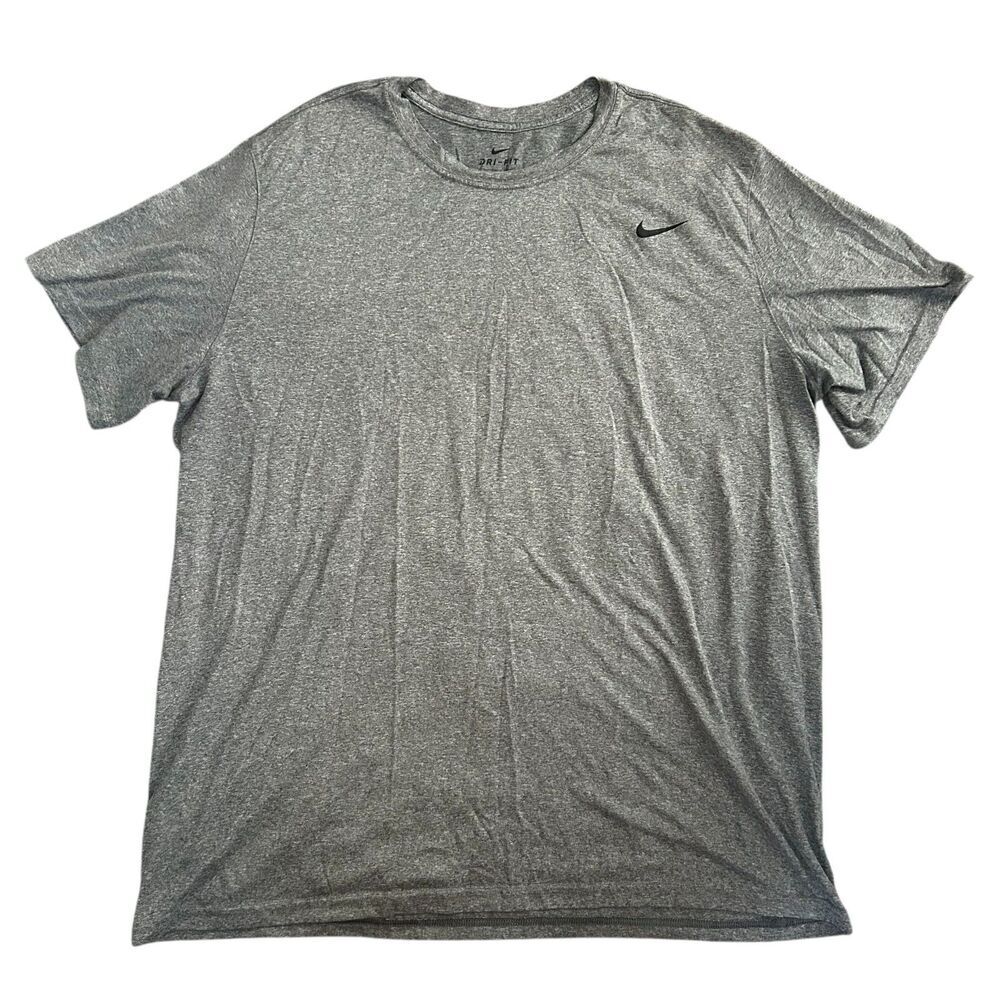 Nike Men’s Dri-Fit Legend Fitness Tee - Picture 2 of 6